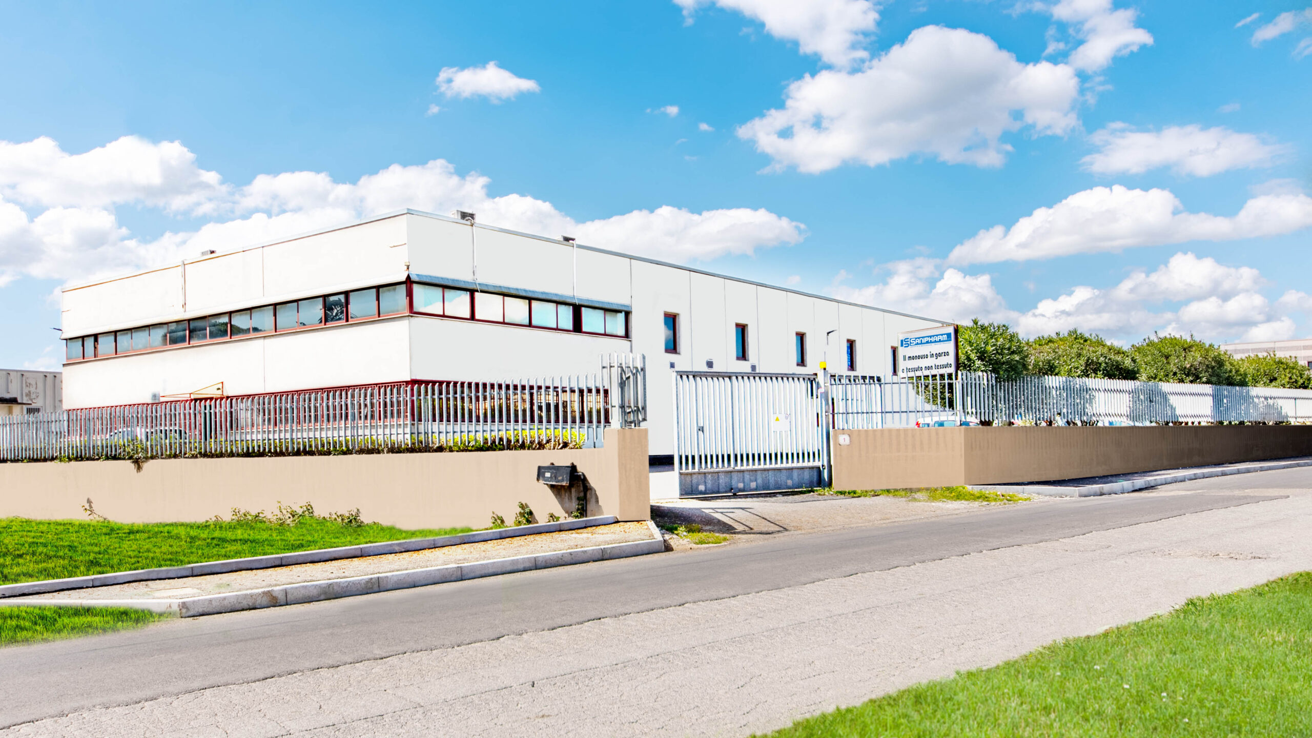 Sanipharm azienda